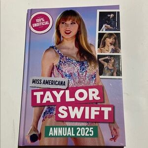 Taylor Swift Annual 2025 Hardcover